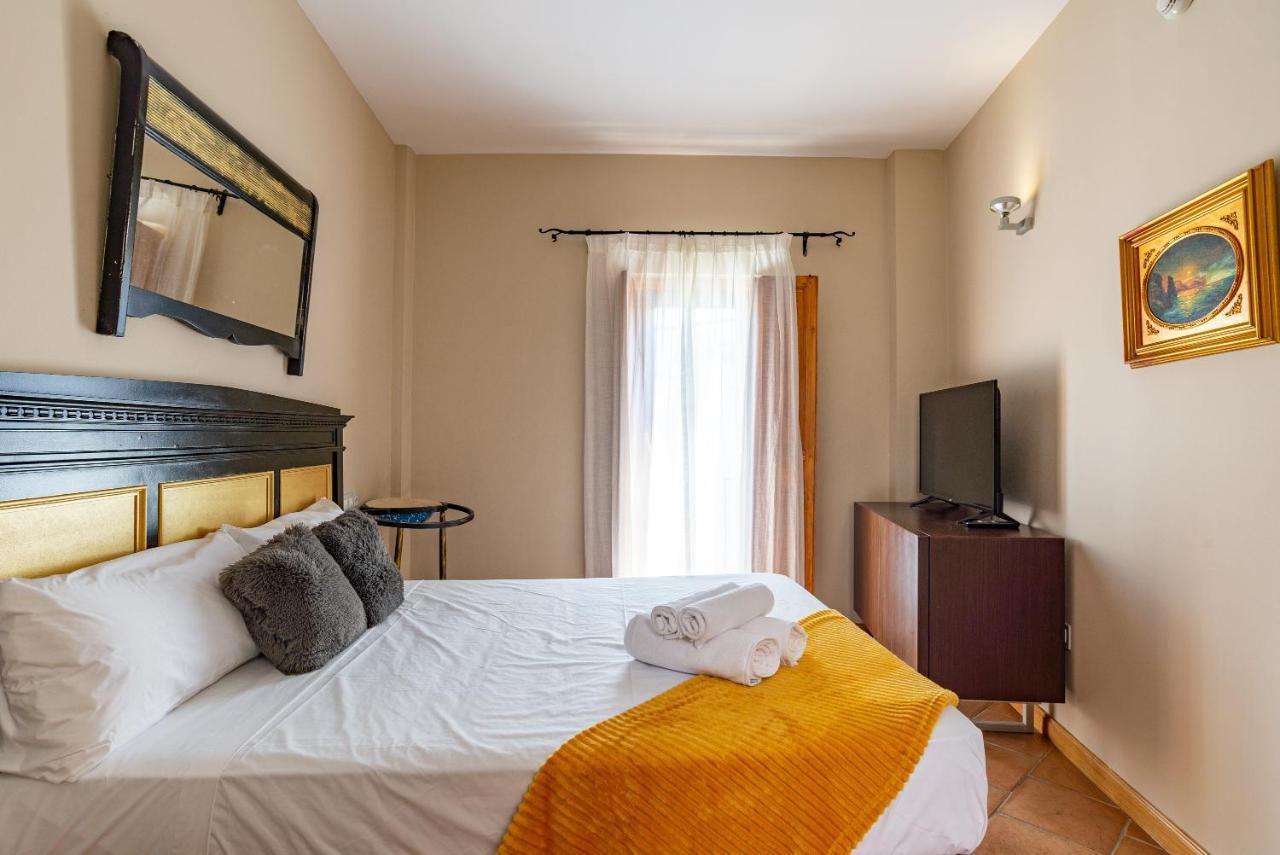 Hotel Albaicin Coín Buitenkant foto